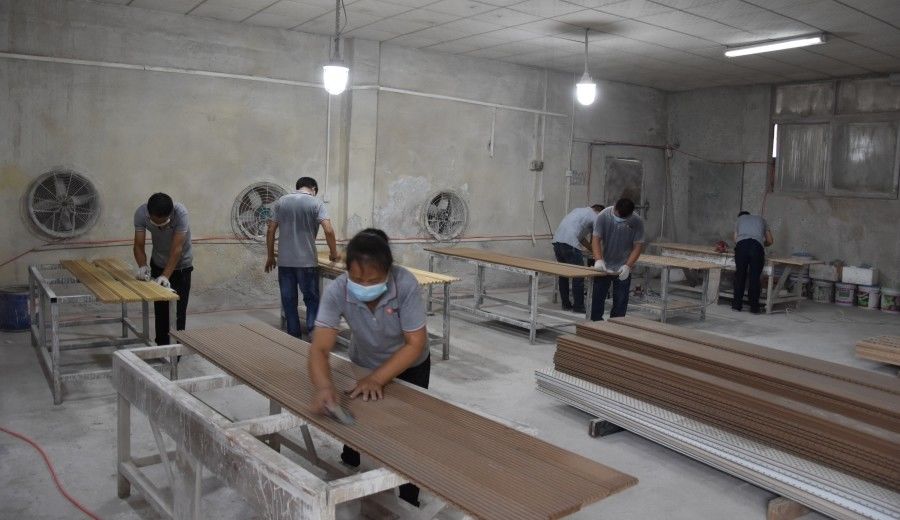 Guangzhou Wuyang Yiguan Acoustic Materials Co., Ltd. linha de produção do fabricante