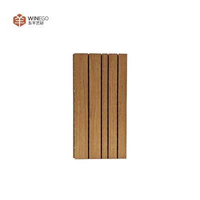Sistemas de painéis de groove Winego construídos para conforto acústico e ambientes elegantes